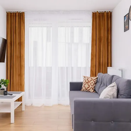 Modern With Parking Near Tauron Arena By Rent Like Apartment