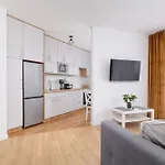 Modern With Parking Near Tauron Arena By Rent Like Kraków