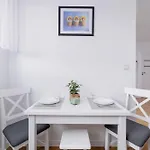 Apartment Modern With Parking Near Tauron Arena By Rent Like *